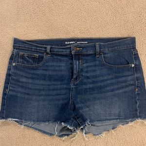 Old Navy Boyfriend Jean Short, Size 14